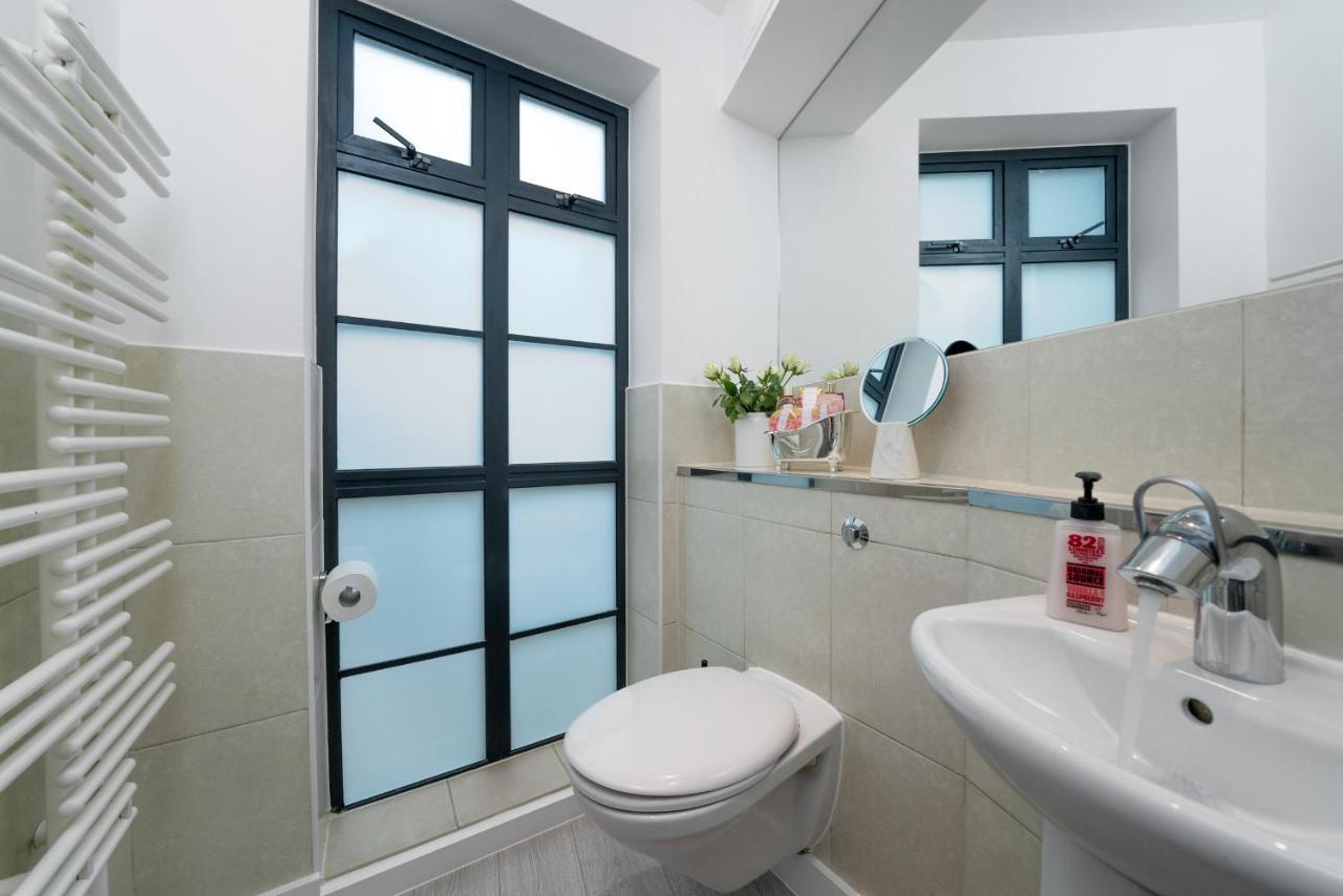 Huge & Central 3 Bedr, 4 Beds, 2,5 Bath Covent Gdn Londen Buitenkant foto